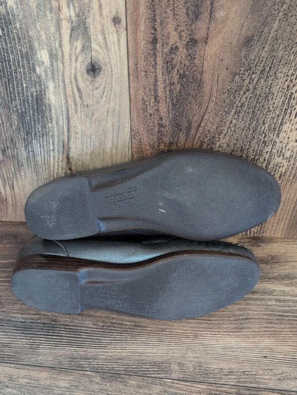 SAS San Antonio Shoes Metallic Gray Leather Penny Loafers 6.5     562A